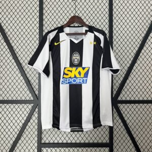 Juventus I 04/05 Masculina (Retrô)