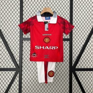 Manchester United I 96/97 Conjunto Infantil (Retrô)