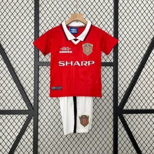 Manchester United I 99/00 Conjunto Infantil (Retrô)