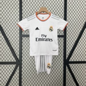Real Madrid I 13/14 Conjunto Infantil (Retrô)