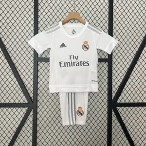 Real Madrid I 15/16 Conjunto Infantil (Retrô)